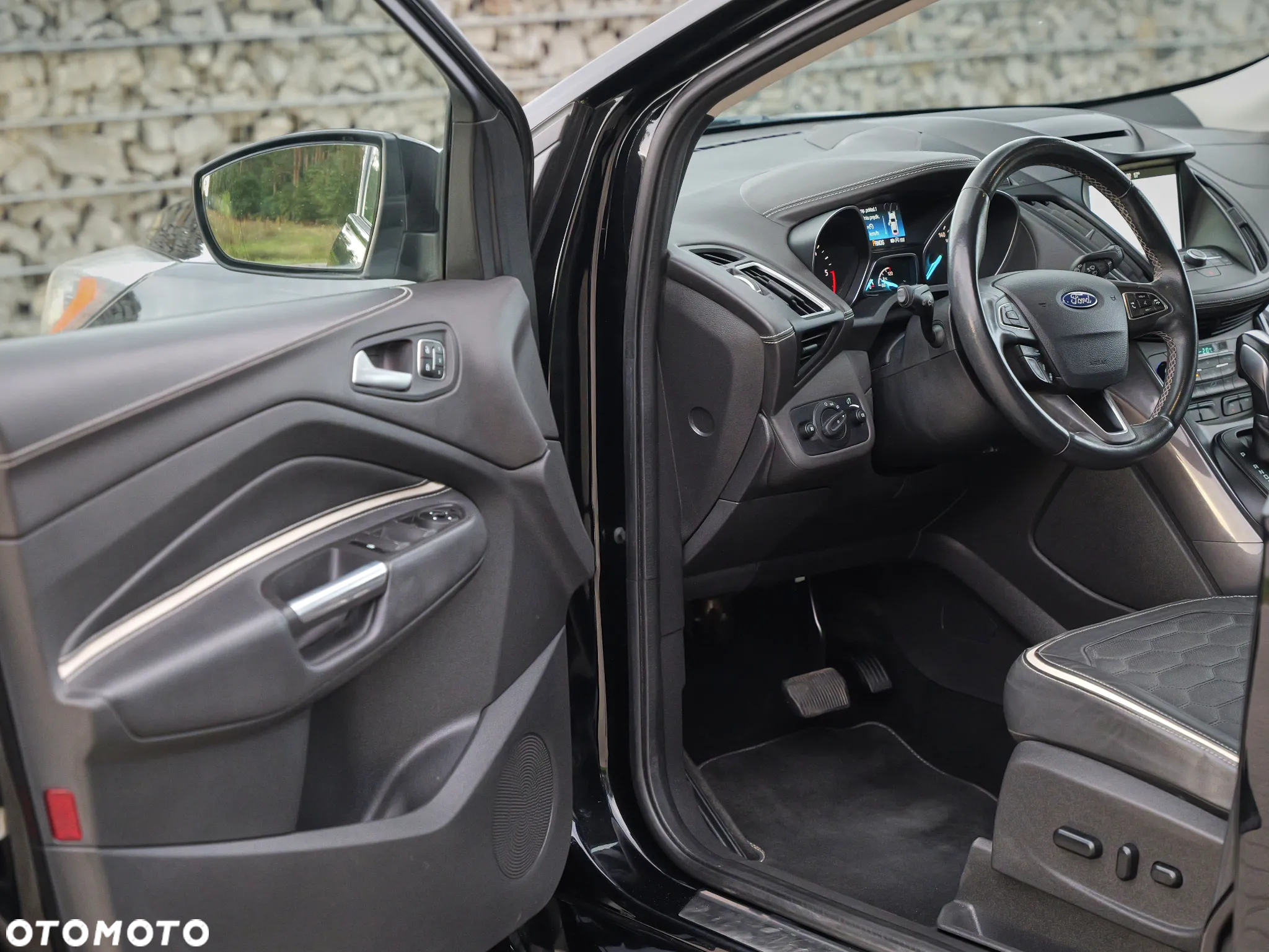 Ford Kuga 2.0 TDCi 4x4 Vignale - 13