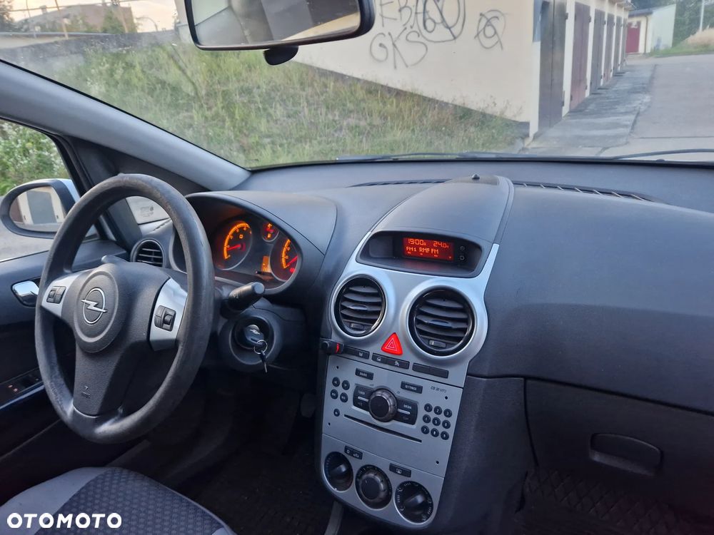 Opel Corsa - 15