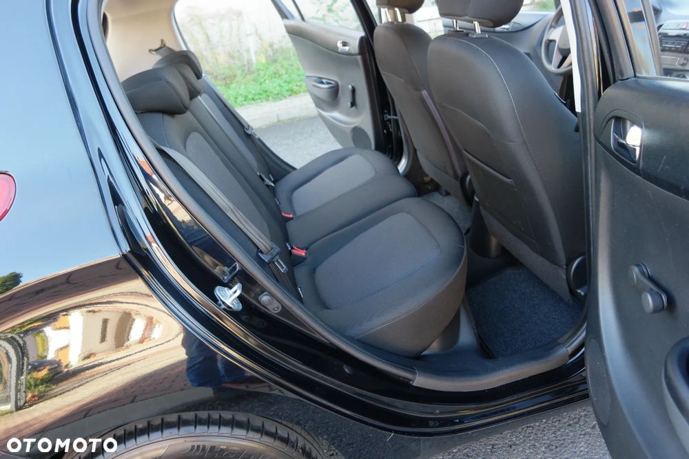 Hyundai i20 - 21
