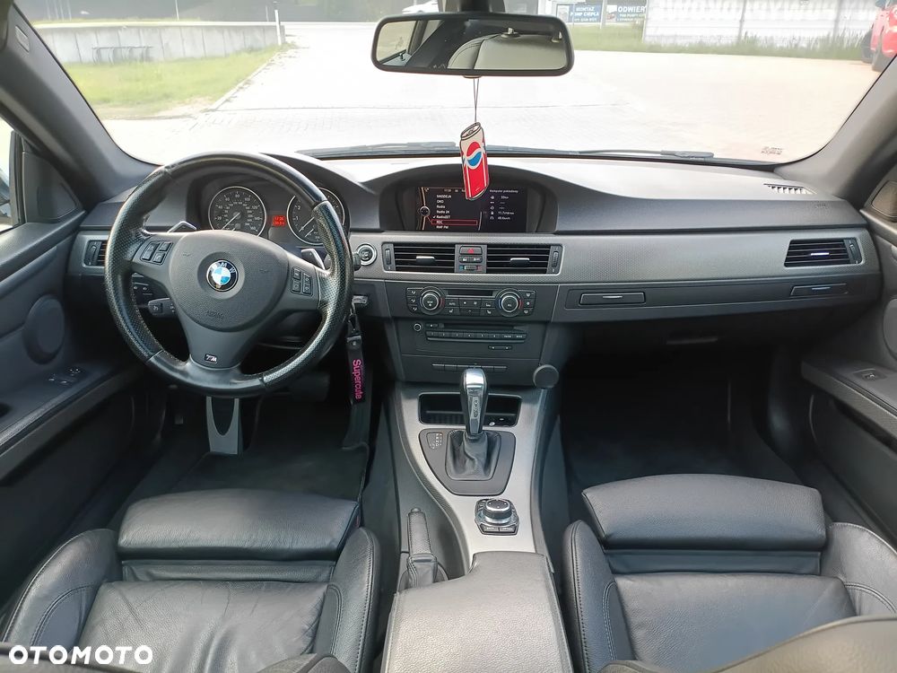 BMW Seria 3 335i xDrive M Sport Edition - 16