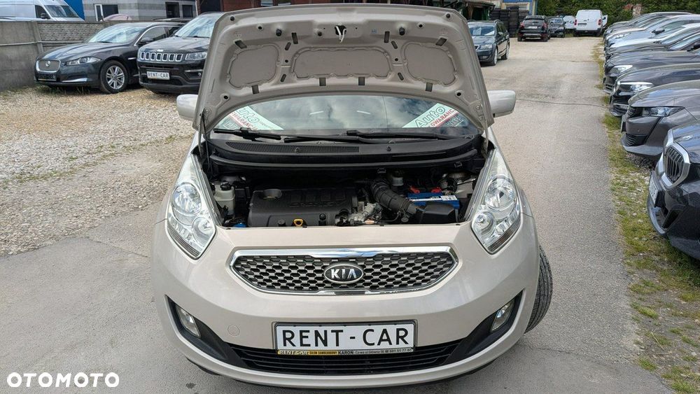 Kia Venga - 35