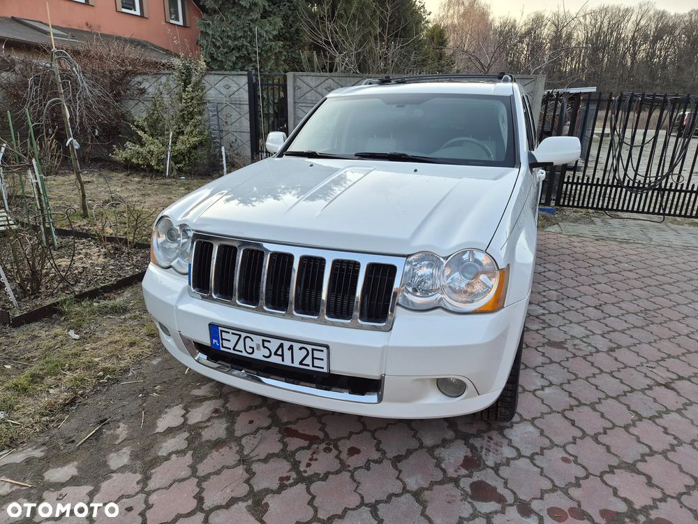 Jeep Grand Cherokee - 1