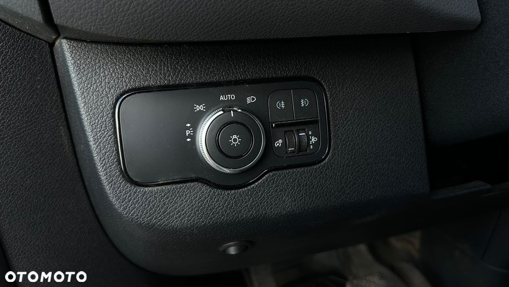 Mercedes-Benz Sprinter - 14