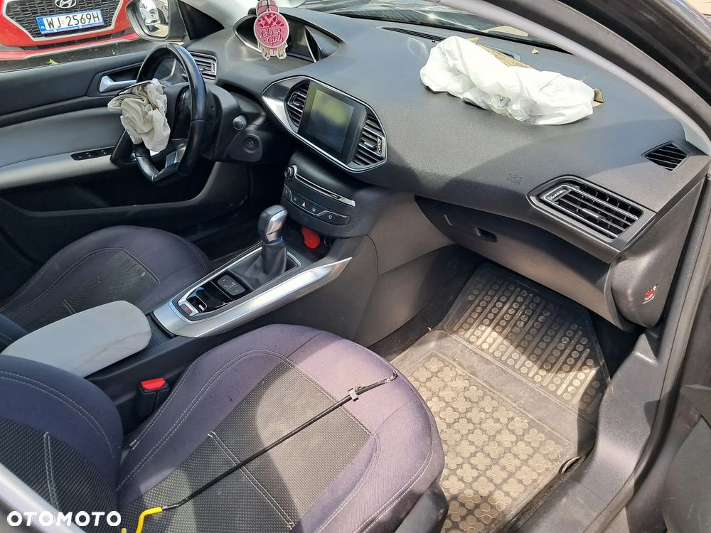 Peugeot 308 - 19