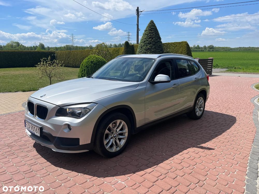 BMW X1 sDrive18i xLine - 3