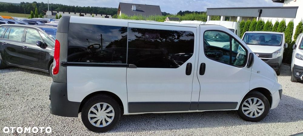Renault Trafic - 18