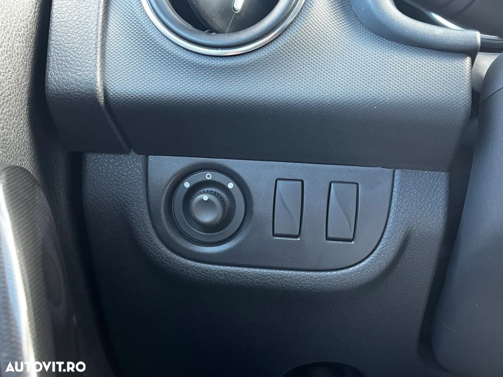 Dacia Logan 1.0 SCe Acces - 17