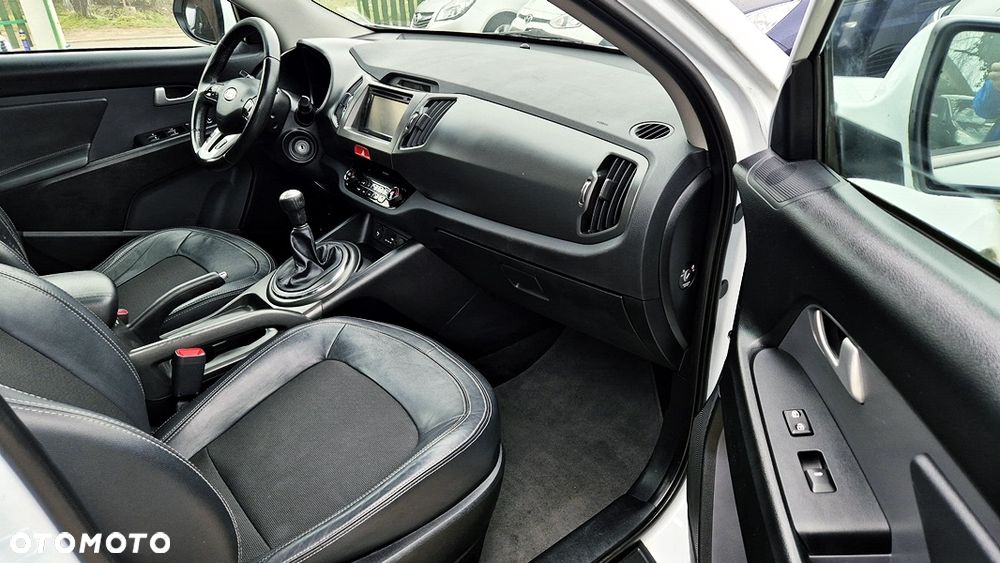 Kia Sportage 2.0 CVVT 2WD Spirit - 37