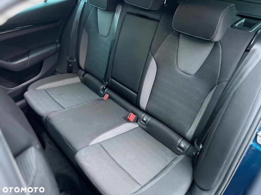 Skoda Octavia 2.0 TDI SCR Ambition DSG - 25