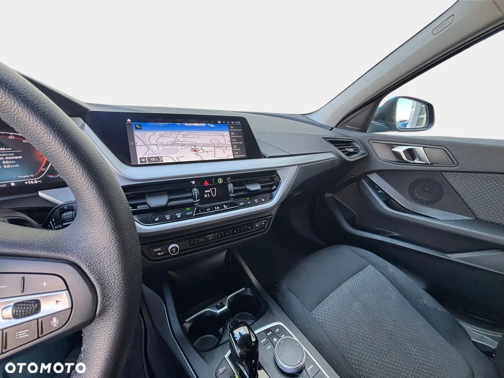 BMW Seria 1 118i Advantage - 19
