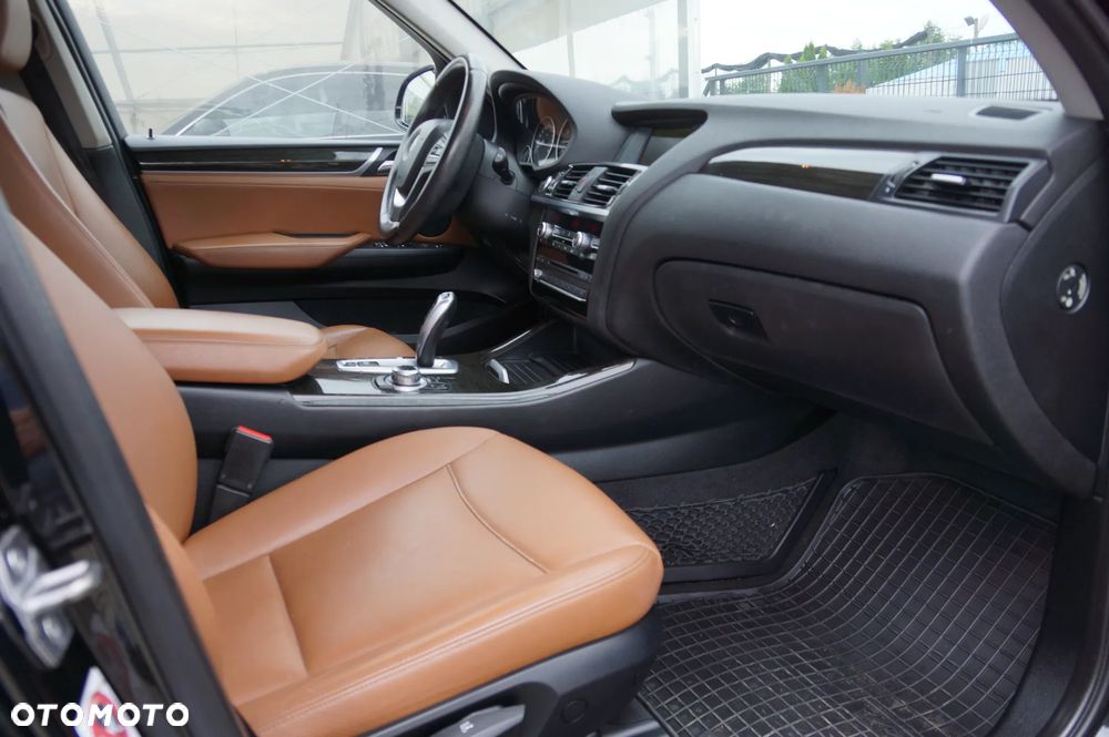 BMW X3 xDrive20i - 29