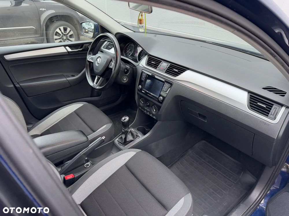 Skoda RAPID 1.6 TDI DPF Ambition - 9