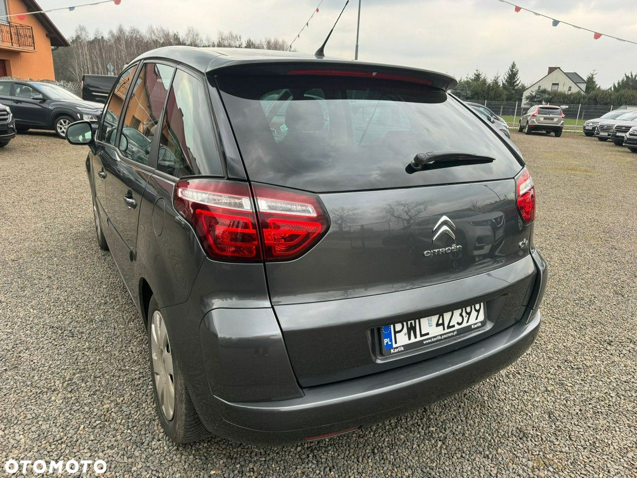 Citroën C4 Picasso - 11