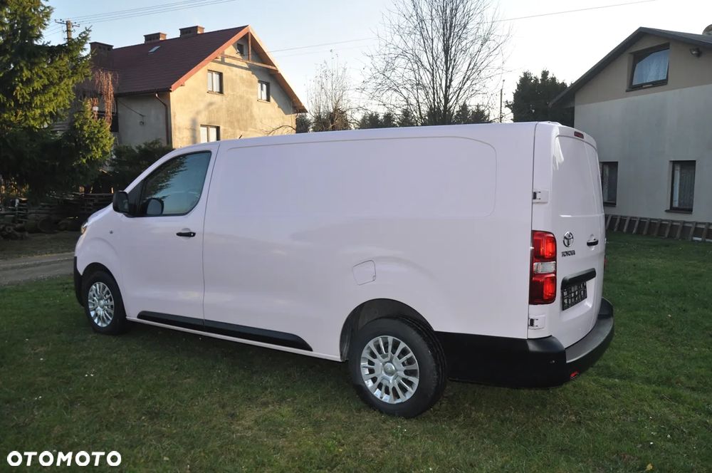 Toyota PROACE - 13