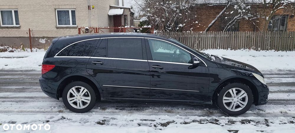 Mercedes-Benz Klasa R 350 4Matic 7G-TRONIC Travel Edition - 8