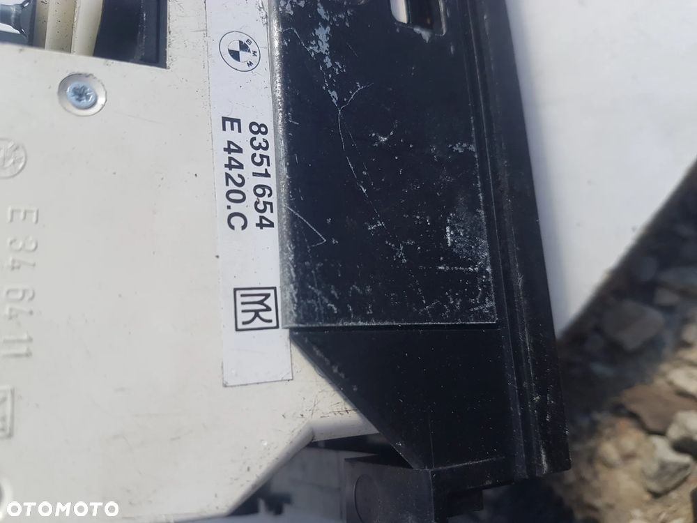 PANEL STEROWANIA KLIMATYZACJĄ OGRZEWANIEM BMW E34 8351654 - 4