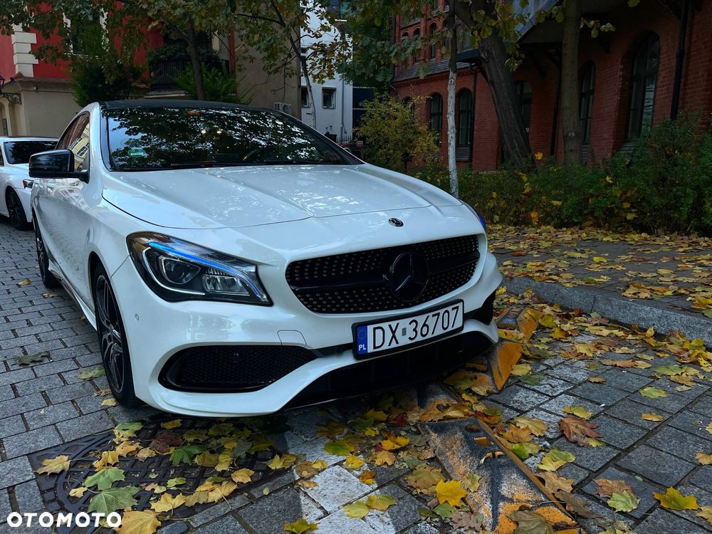 Mercedes-Benz CLA 200 7G-DCT AMG Line - 14