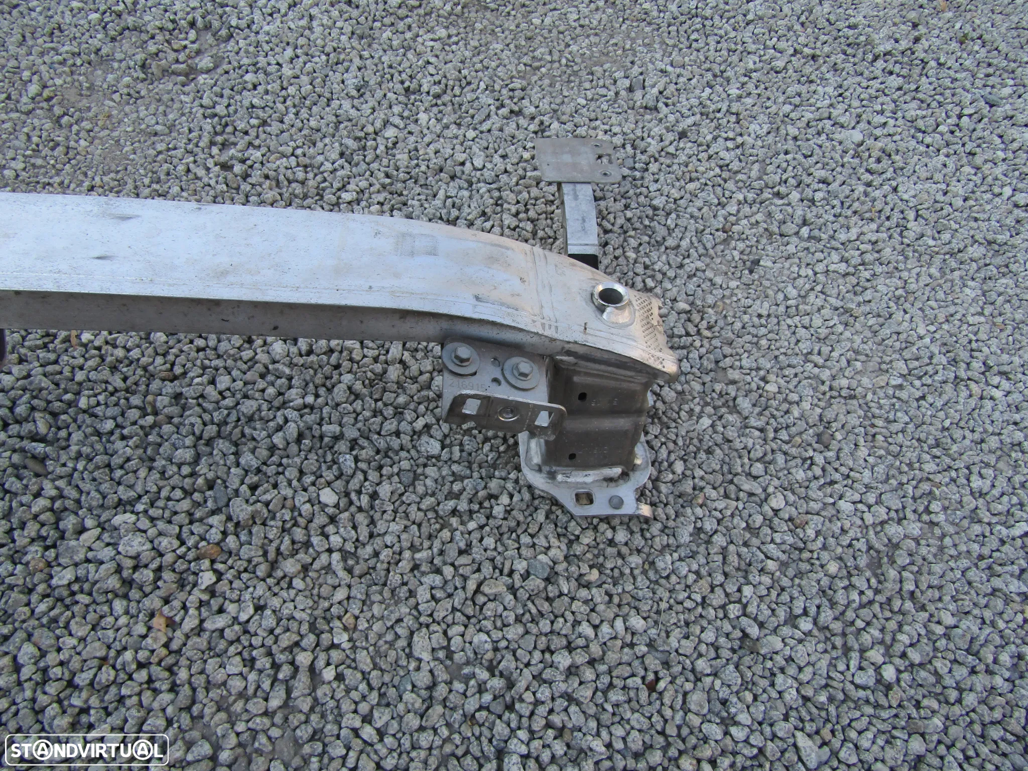 Reforço de para-choques Peugeot 2008 ano 2013 a 2019 original usado - 8