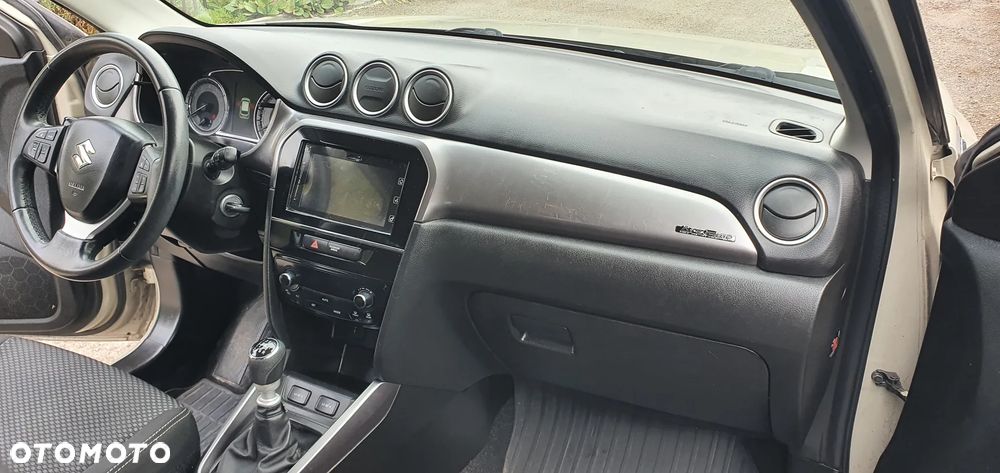 Suzuki Vitara - 15