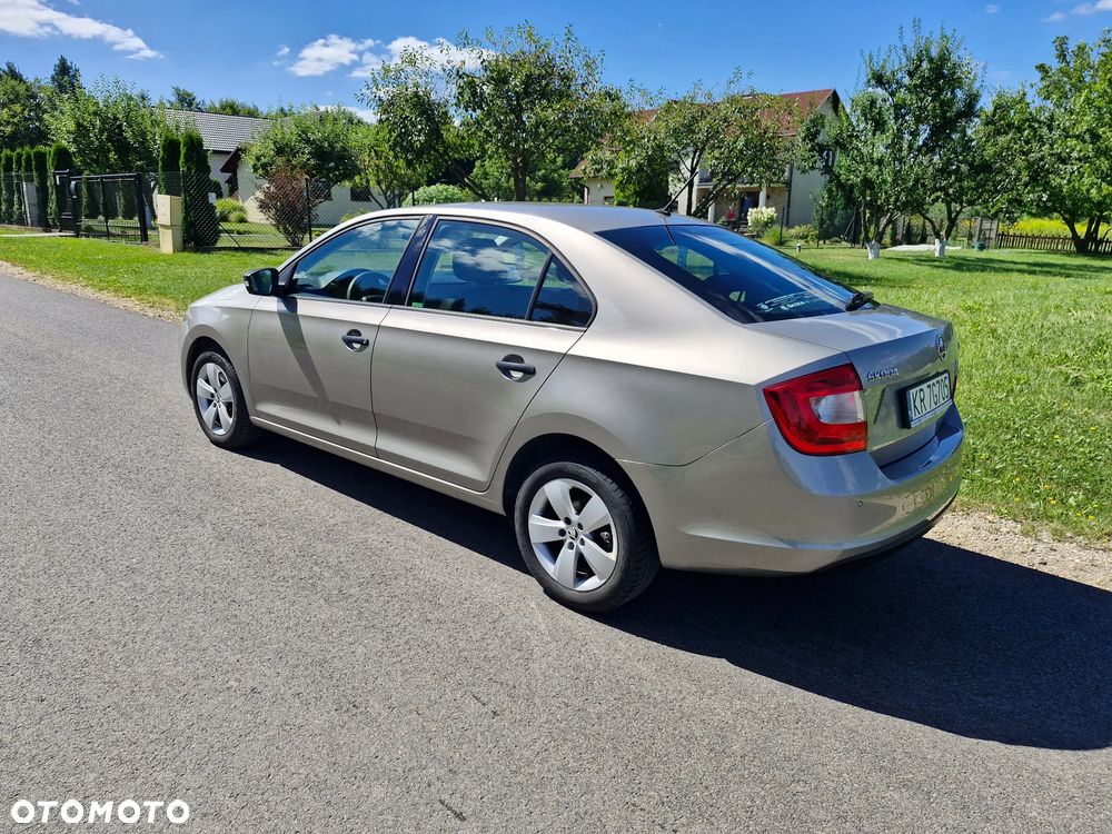 Skoda RAPID 1.2 TSI Active - 4