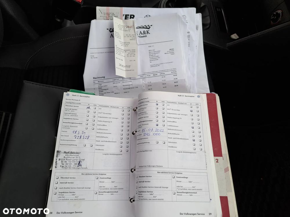 Volkswagen Touran - 31