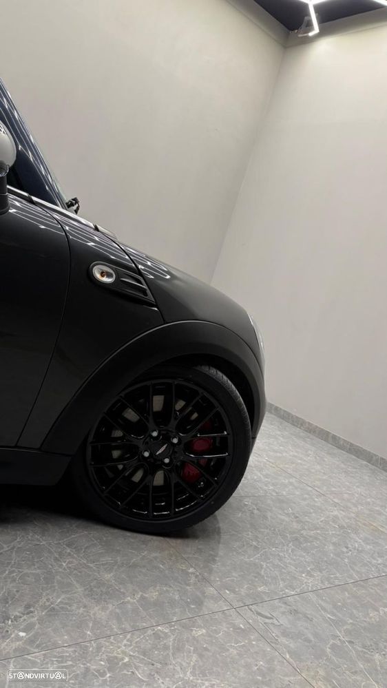 MINI Clubman John Cooper Works - 12