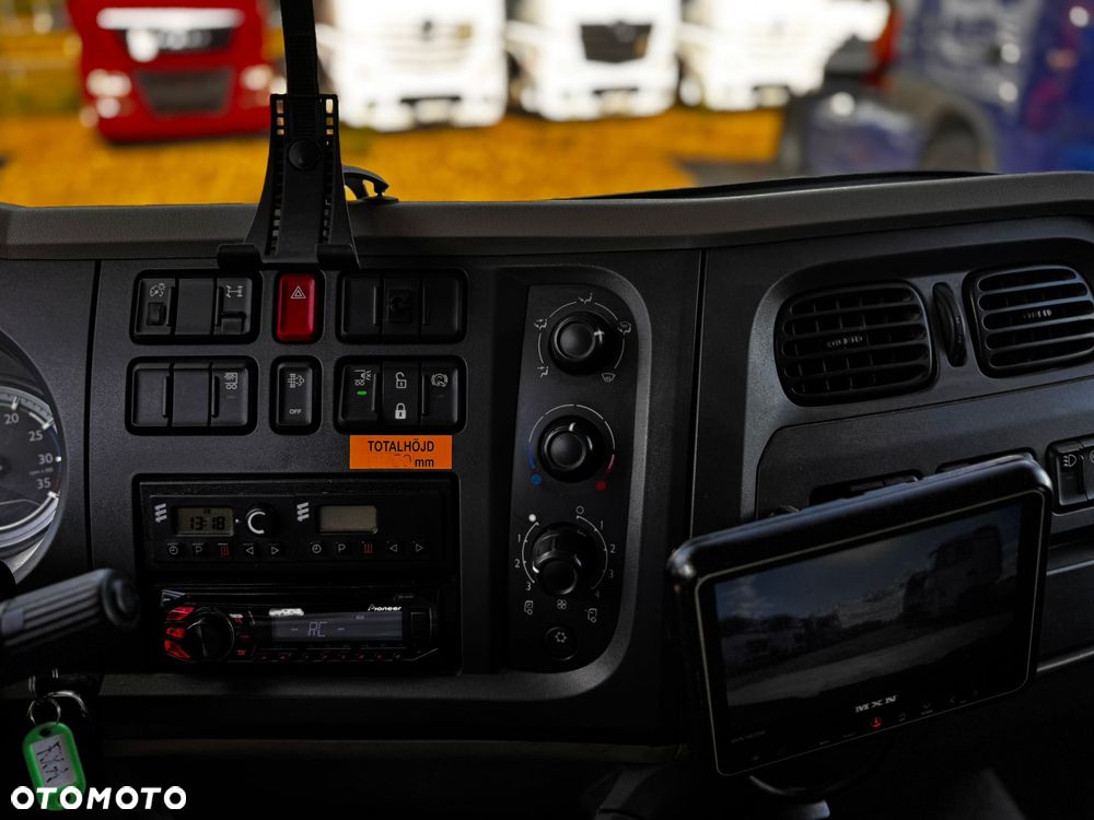 DAF FA LF 210 / DMC 11990kg / z WINDĄ / PODGZREWANA - 17