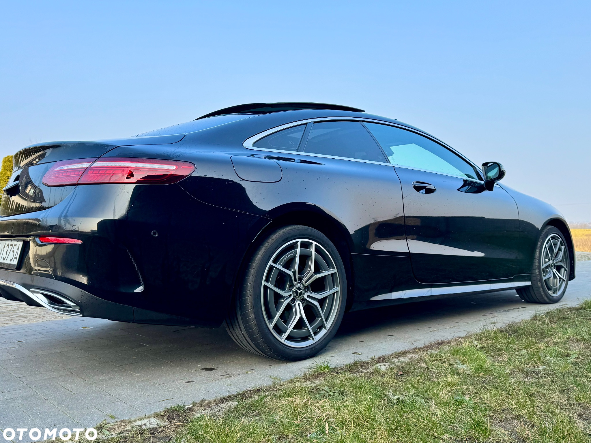Mercedes-Benz Klasa E 220 d Coupe 4-Matic AMG - 2