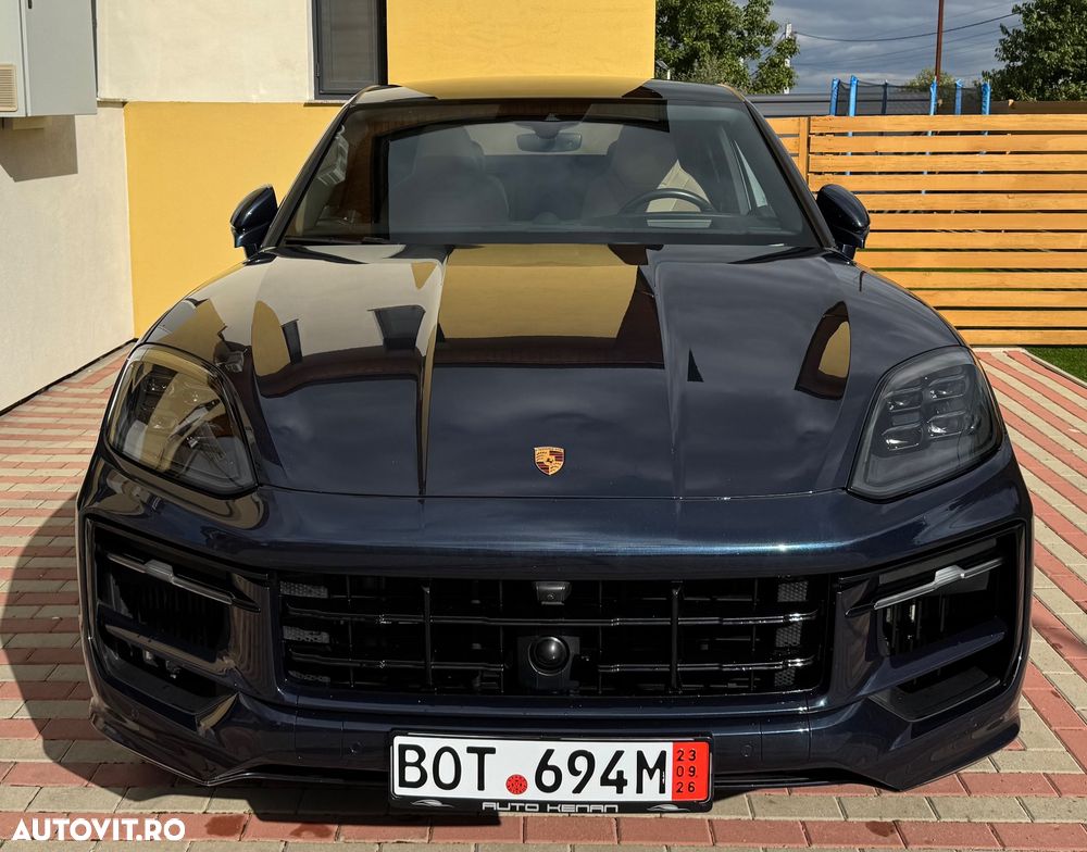 Porsche Cayenne Coupe E-Hybrid - 2