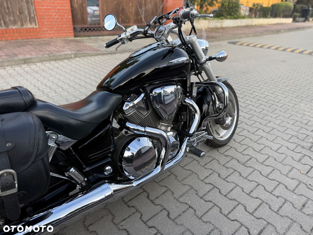 Honda VTX - 11