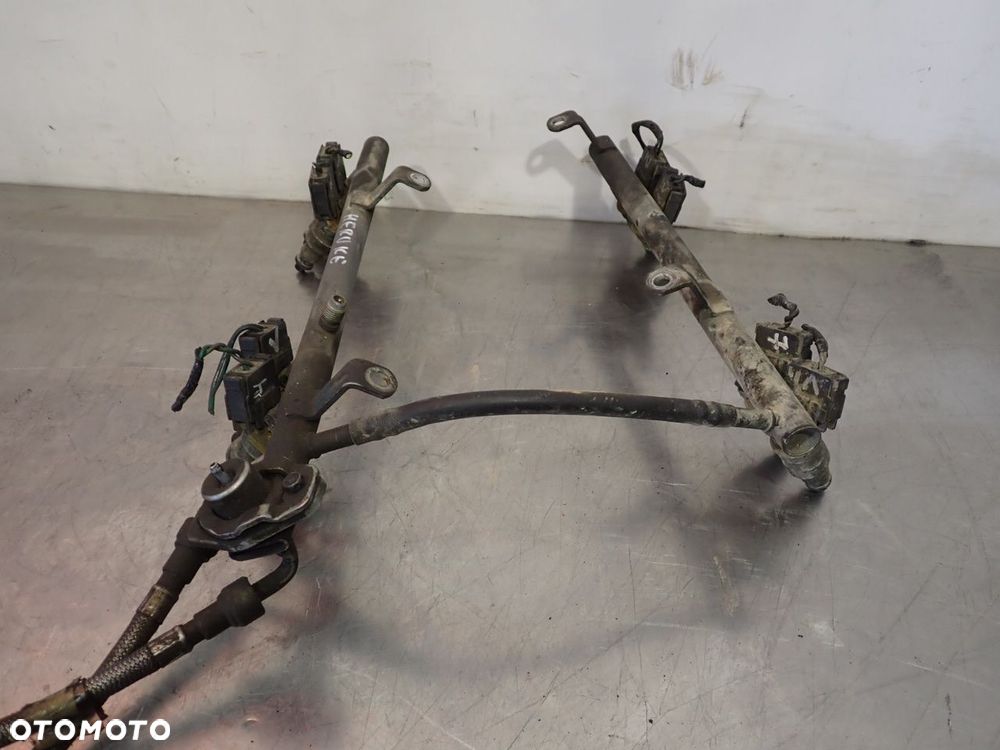 LISTWA WTRYSKOWA JEEP GRAND CHEROKEE I - 4