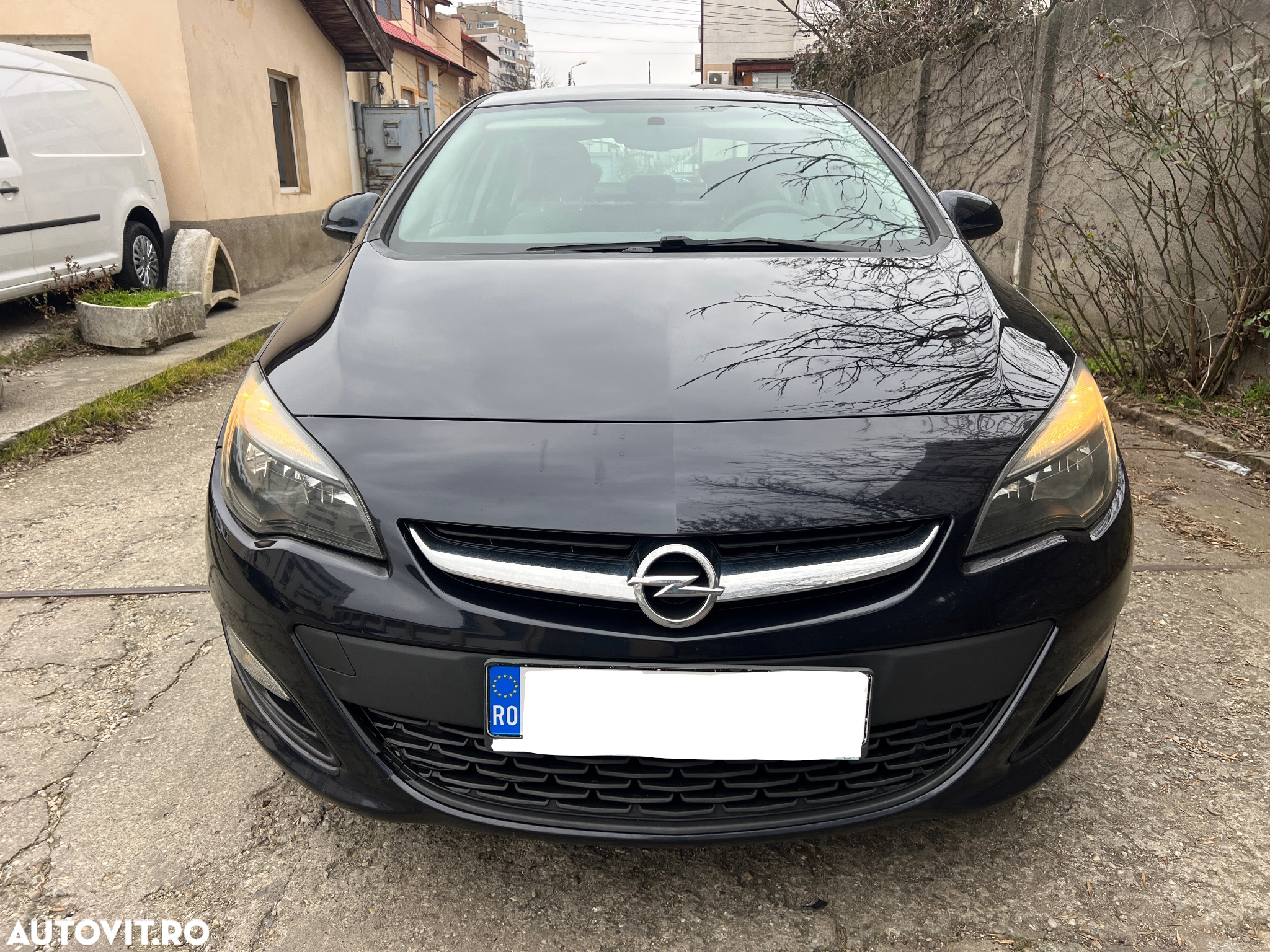 Opel Astra 1.6 TWINPORT ECOTEC Cosmo Aut - 11