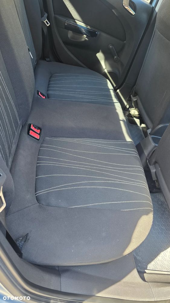 Opel Corsa - 24