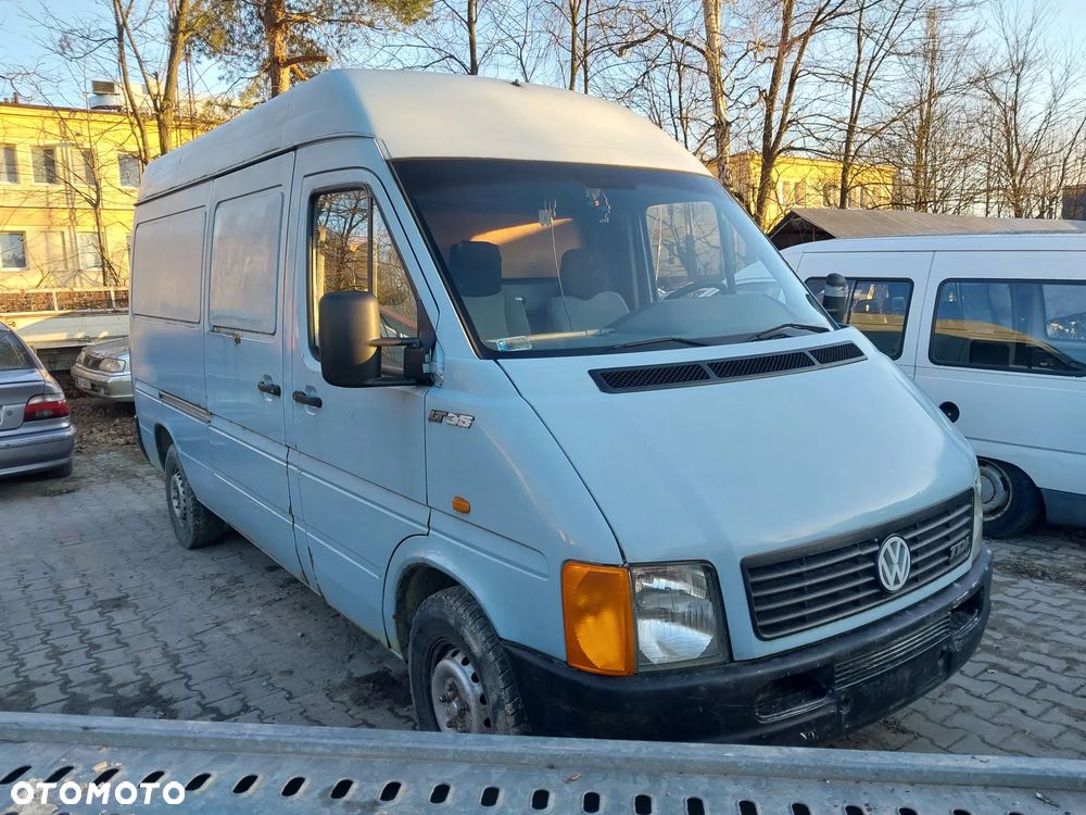 Volkswagen LT35 96-06 LT 35 bus blaszak silnik 2.5 TDI 109KM skrzynia biegów lewarek wybierak błotnik zderzak szyba podnośnik boczek wał most podpora koło felga fotel fotele maglownica turbina rura dolotowa mechanizm panel konsola podłoga rurka EGR chłodnica pas przedni stopień felgi wydech tłumik NA CZĘŚCI WSZYSTKIE CZĘŚCI - 4
