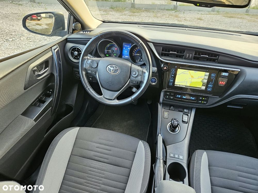 Toyota Auris - 15