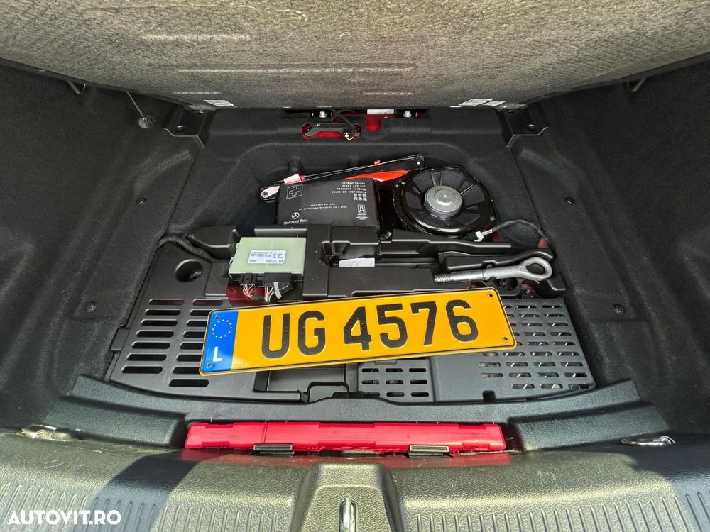 Mercedes-Benz A 200 - 35