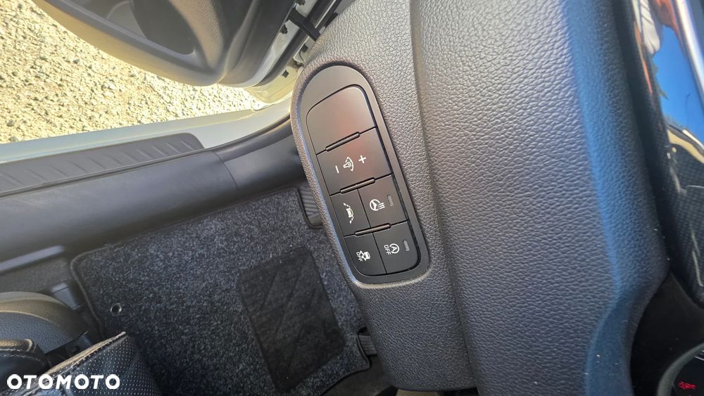 Kia Carens 1.7 CRDi Spirit - 18