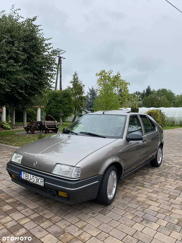 Renault 19 1.8 RN - 1