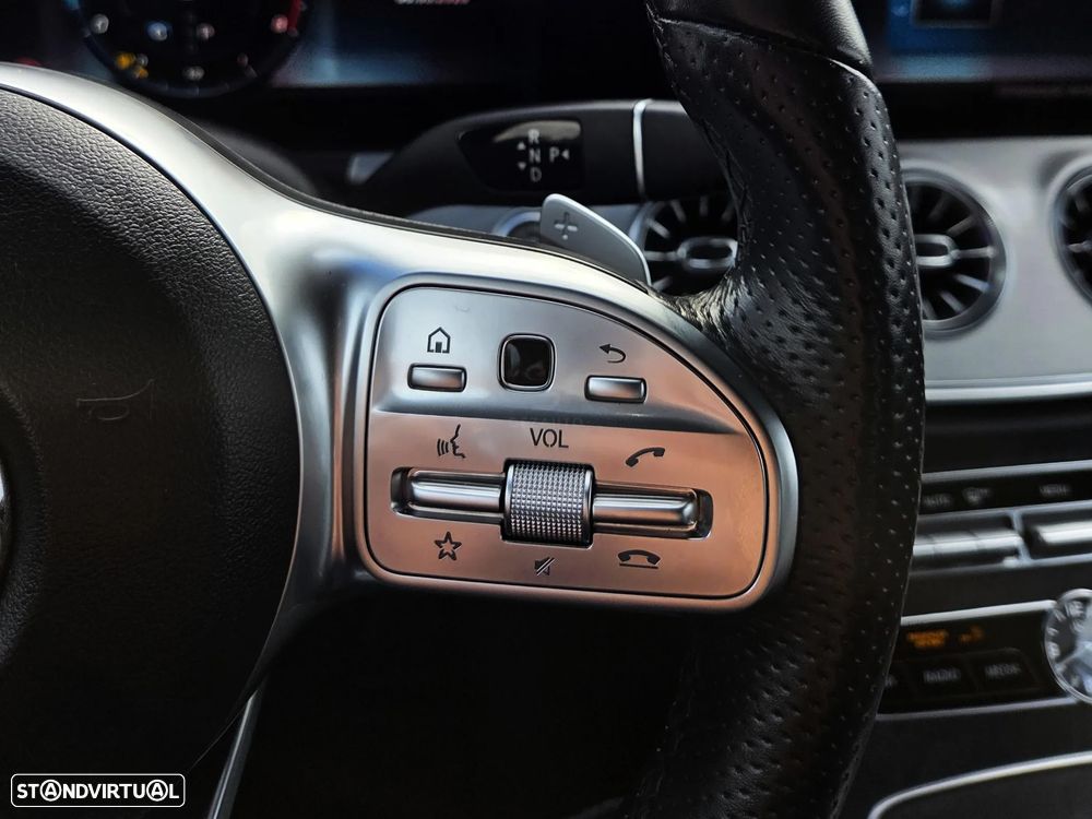 Mercedes-Benz E 300 AMG Line - 11