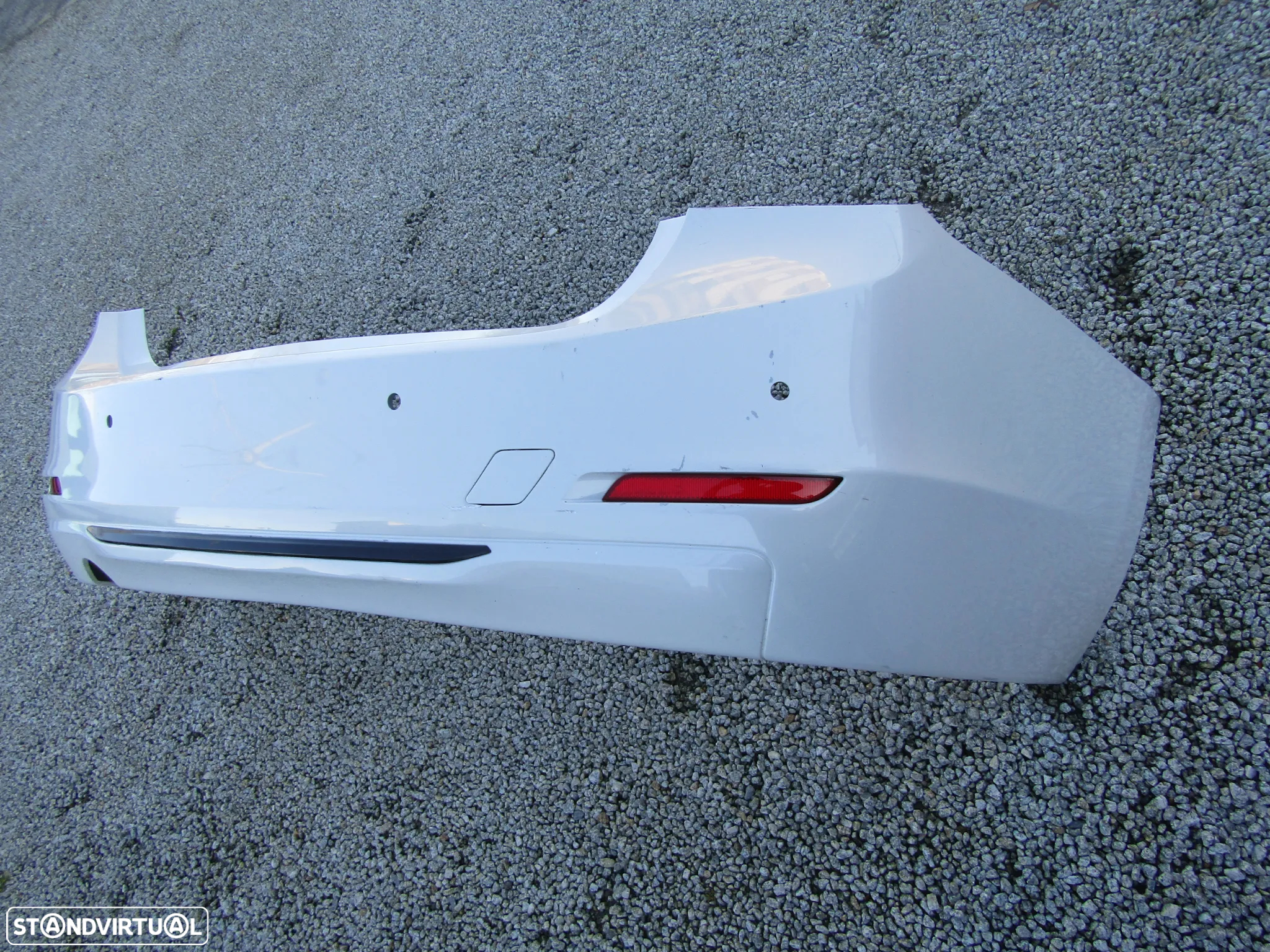 Para-choques tras  BMW F30 LIN (original) em bom estado - 3