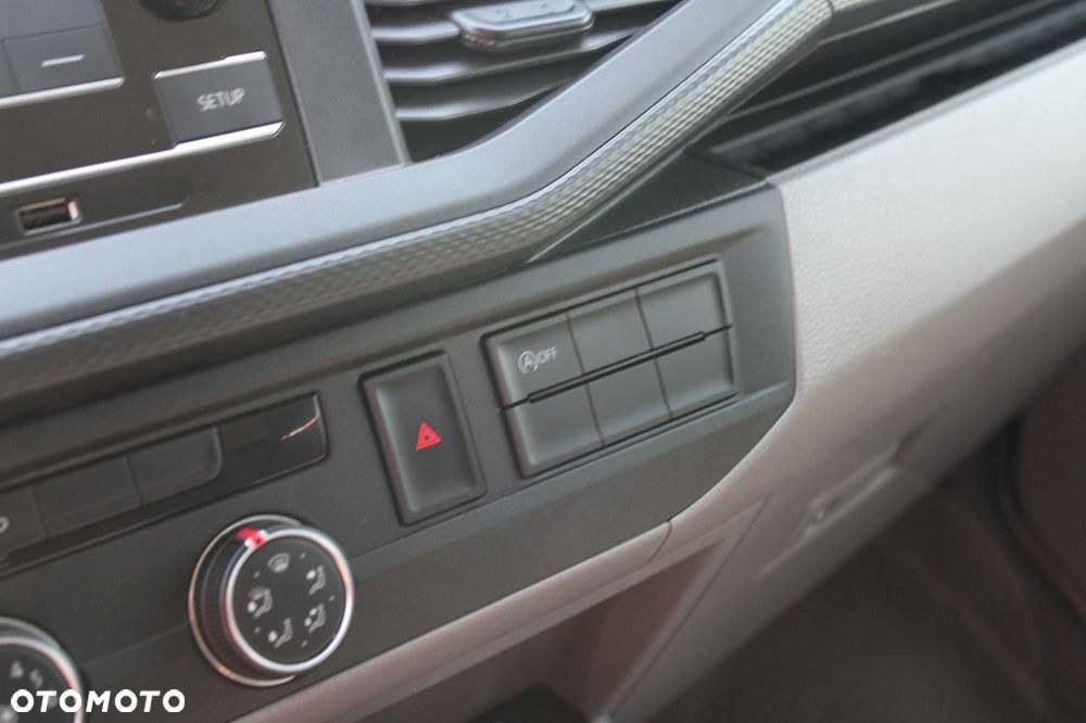 Volkswagen Transporter - 19