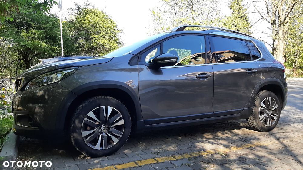Peugeot 2008 1.2 Pure Tech GPF Allure S&S - 3