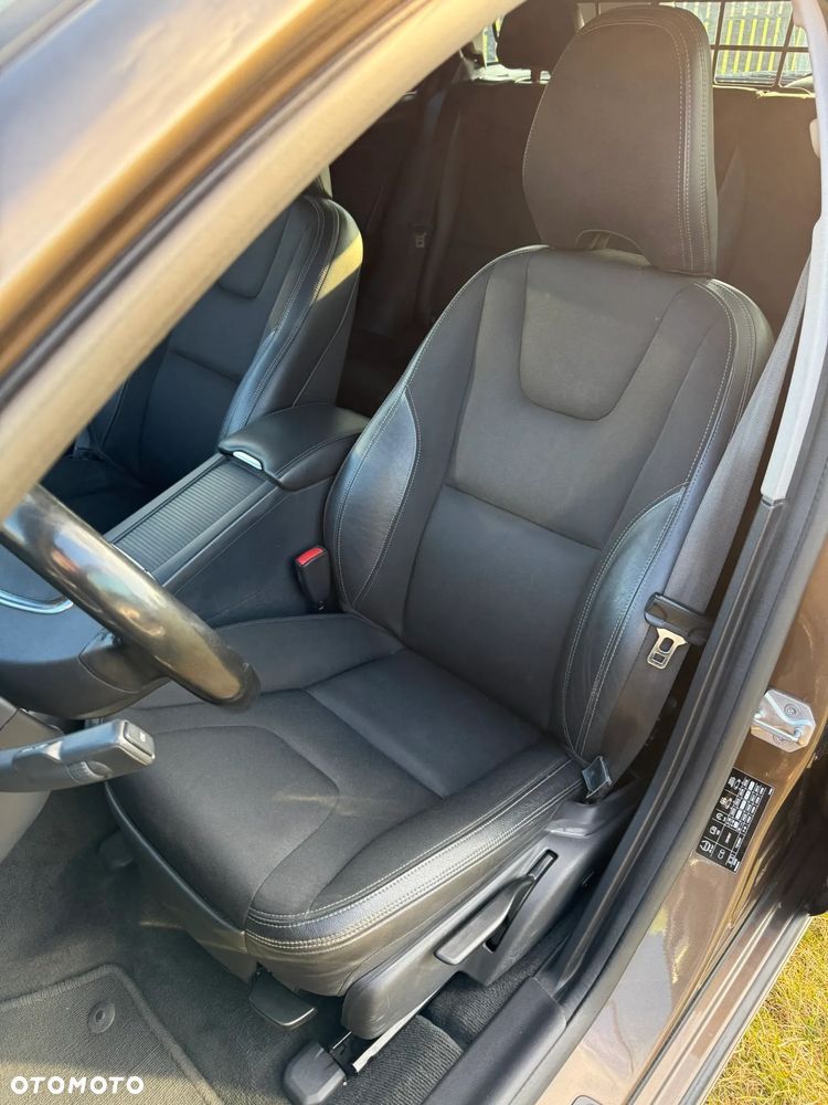 Volvo V60 Cross Country D4 Drive-E Momentum - 9