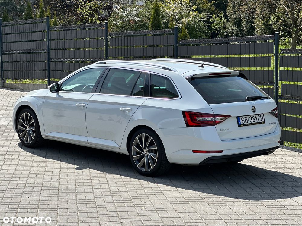 Skoda Superb 2.0 TDI 4x4 L&K DSG - 3