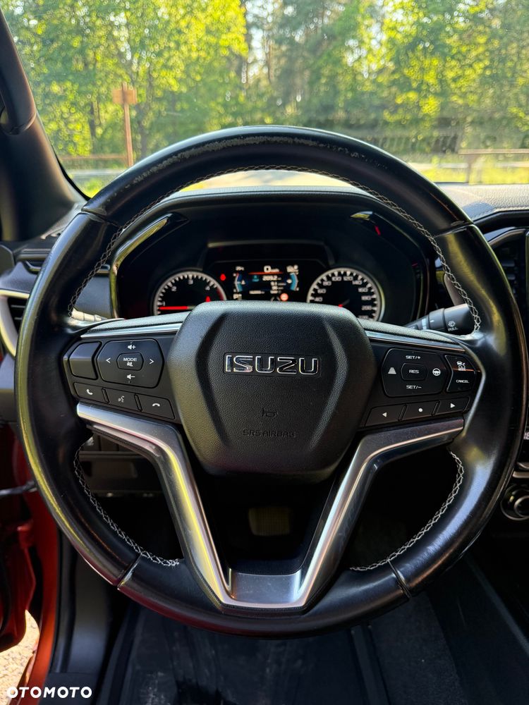 Isuzu D-Max 1.9 DC LSE - 11