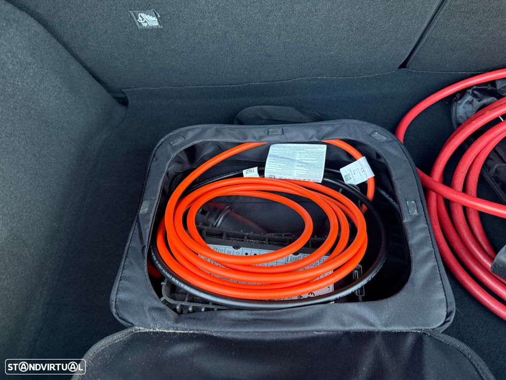 DS DS3 Crossback E-TENSE PERFORMANCE LINE + - 44