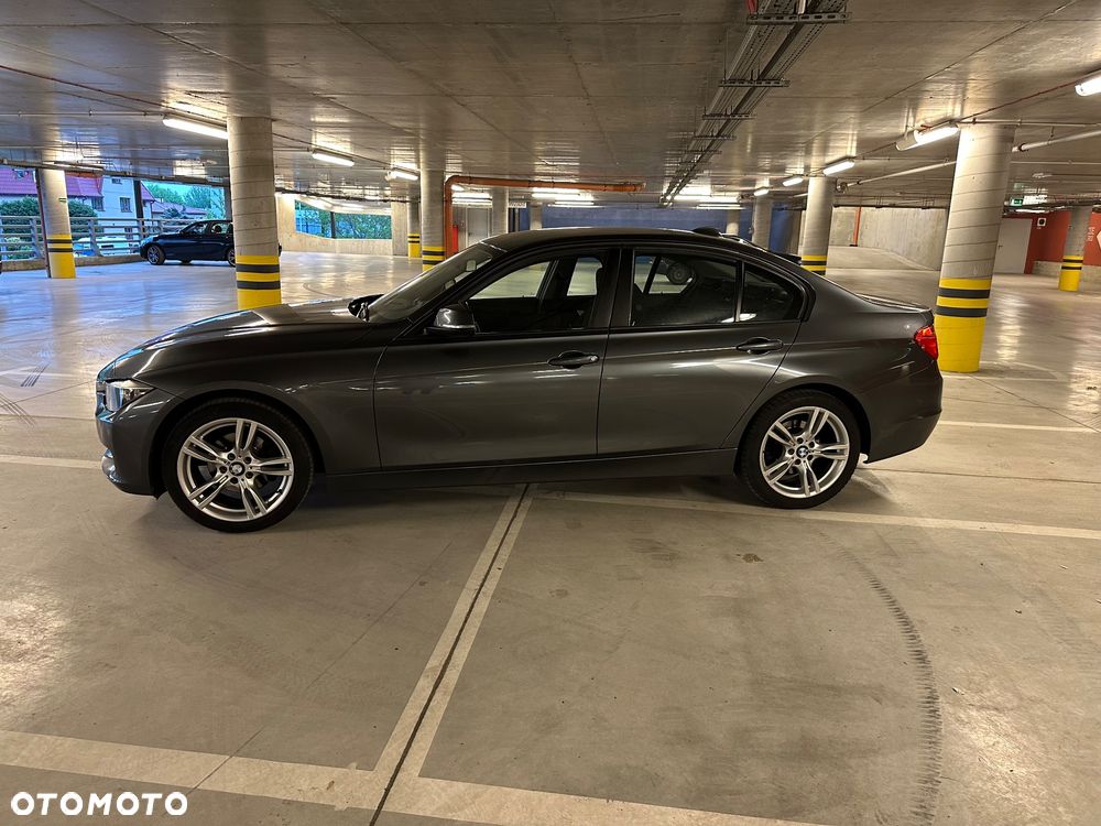 BMW Seria 3 316d Advantage - 4