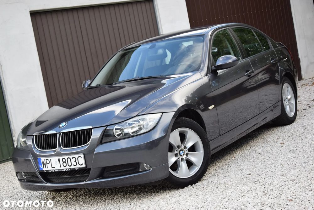 BMW Seria 3 318i - 1