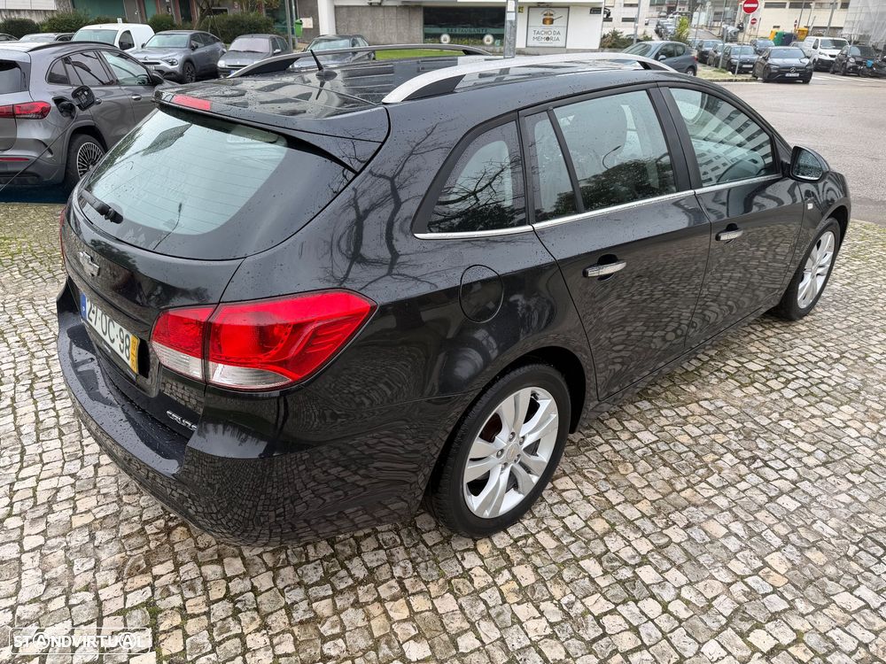 Chevrolet Cruze SW 1.7 VCDi LT - 6
