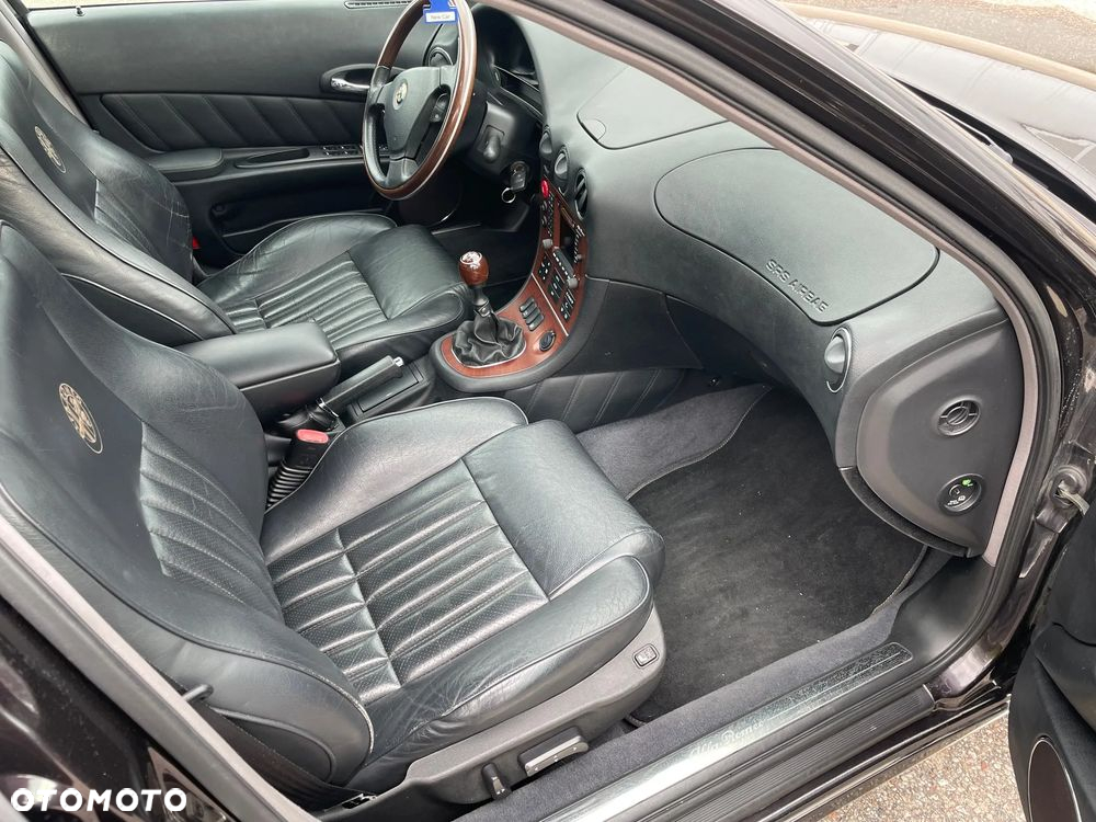 Alfa Romeo 166 2.4 JTD Distinctive - 17